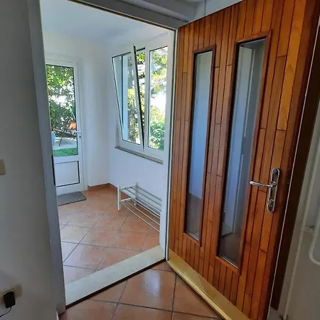 Burja With Olive Grove & Salt Pans View ポルトローシュ