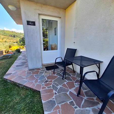 Apartmán Burja With Olive Grove & Salt Pans View